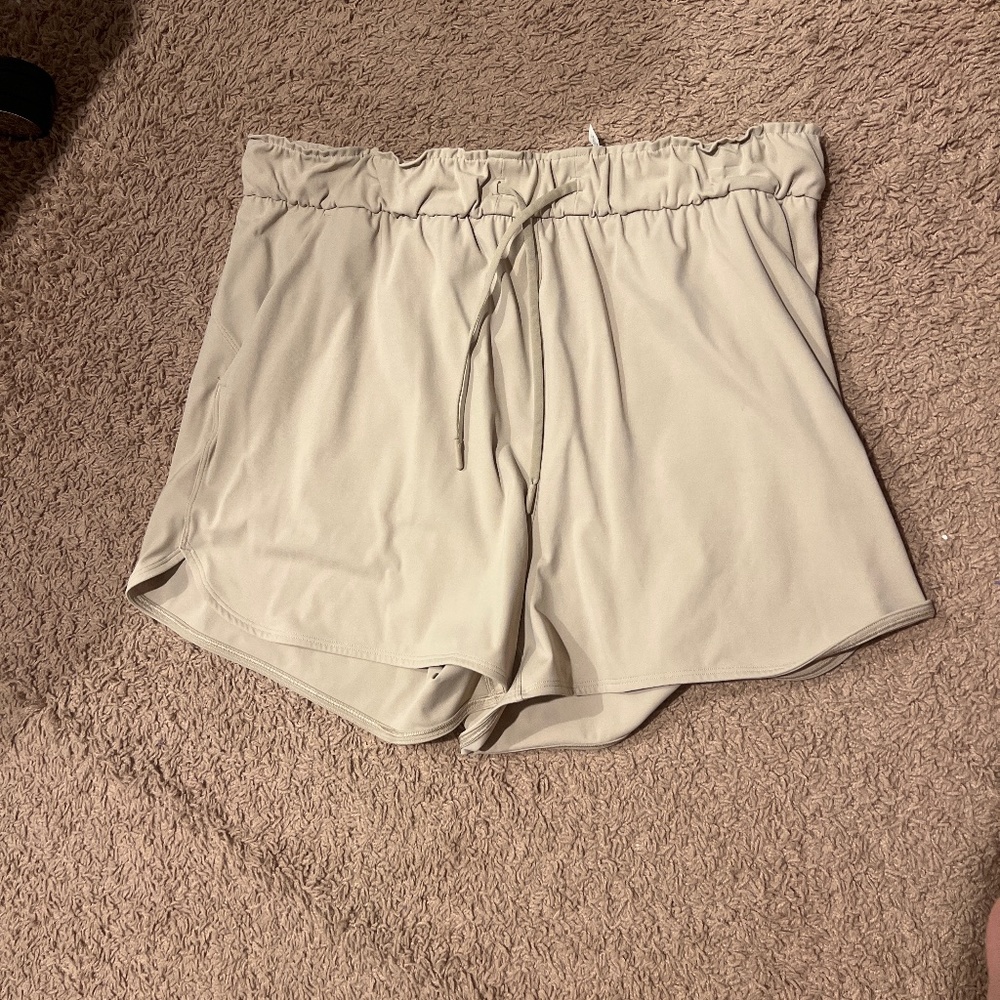 LULULEMON Stretch High Rise Short